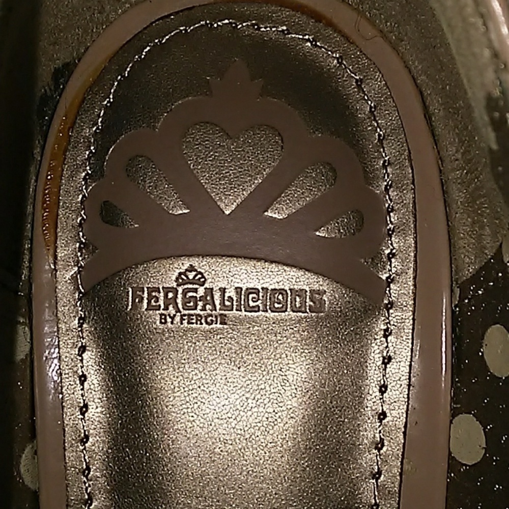 Women's Fergalicious Nude Heels - Picture 3 of 8